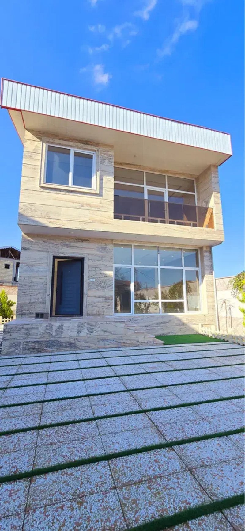 ویلا 270 متری سه خوابه در زیباکنار13606722316