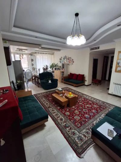 آپارتمان 94 متری دو خوابه در باغ فیض تهران