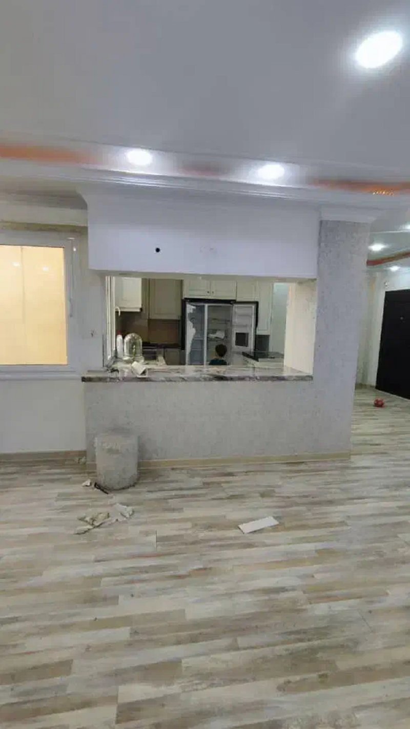 آپارتمان 95 متری دو خوابه در حشمتیه تهران13598722159