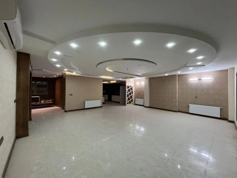 آپارتمان 200 متری سه خوابه در سعادت آباد اصفهان13594922089