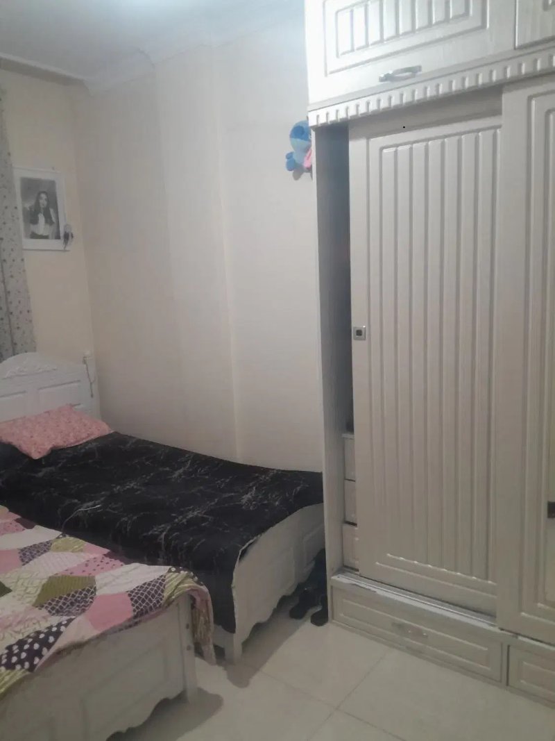 آپارتمان 72 متری دو خوابه در نیروی هوایی تهران13600422231