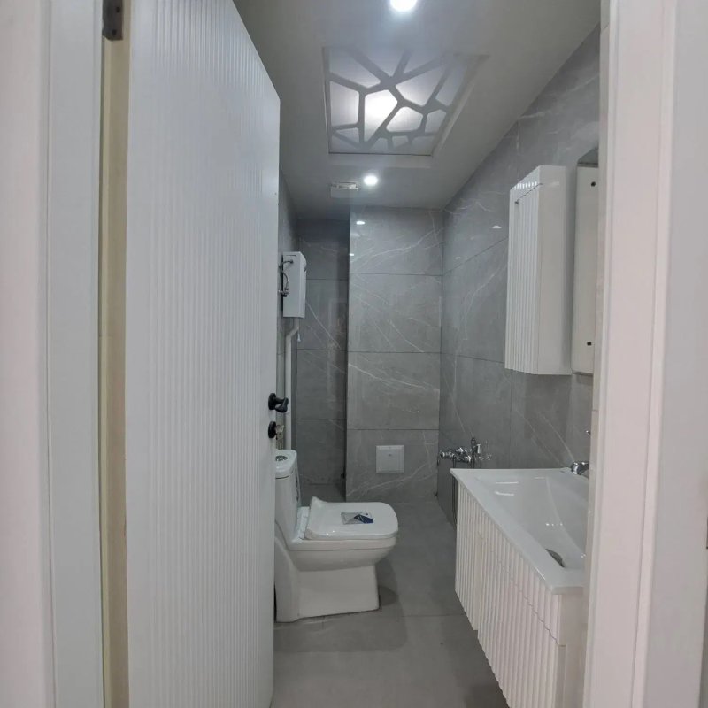 آپارتمان 105 متری دو خوابه در حشمتیه تهران13600822246