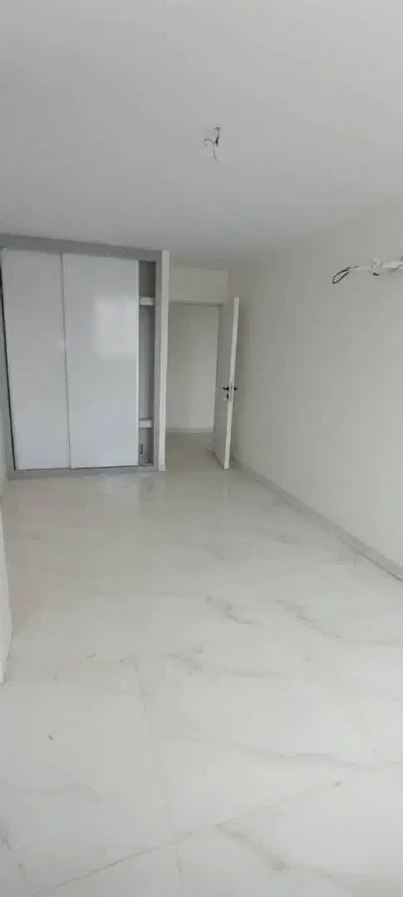 آپارتمان 110 متری دو خوابه در خیابان ارتش اصفهان13611422462