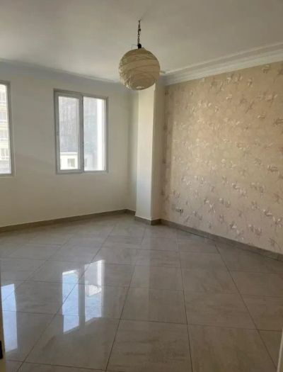 آپارتمان 205 متری سه خوابه در فرمانیه تهران