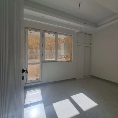 آپارتمان 105 متری دو خوابه در حشمتیه تهران