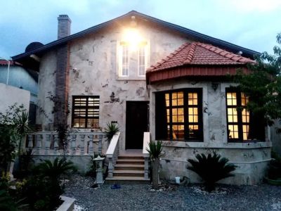 ویلا 300 متری دو خوابه در زیباکنار