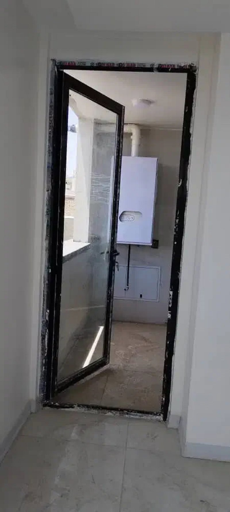 آپارتمان 110 متری دو خوابه در خیابان ارتش اصفهان13611422461