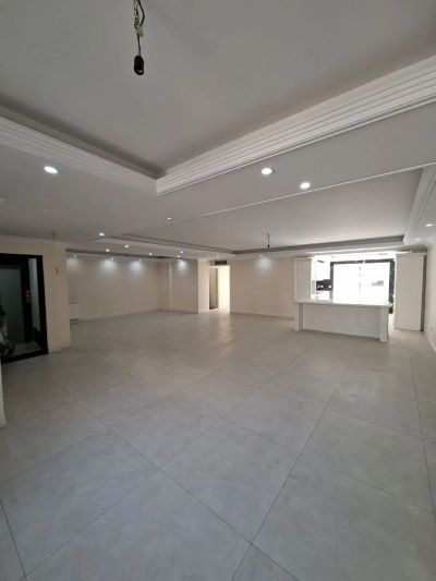 آپارتمان 160 متری سه خوابه در کوی بیمه تهران