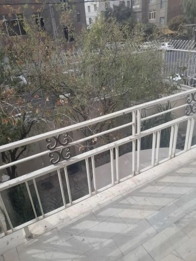 آپارتمان 100 متری یک خوابه در کریمشاهیان تهران