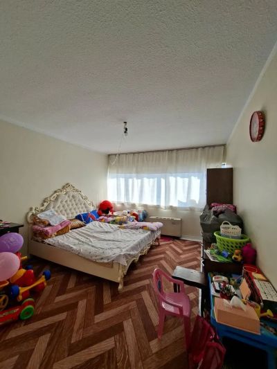 آپارتمان 135 متری سه خوابه در شهرک اکباتان تهران