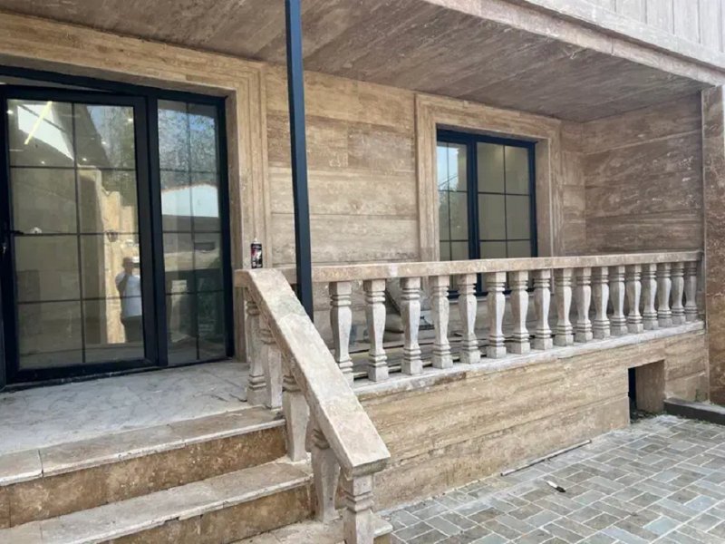 ویلا 280 متری سه خوابه در بندرانزلی13605222289