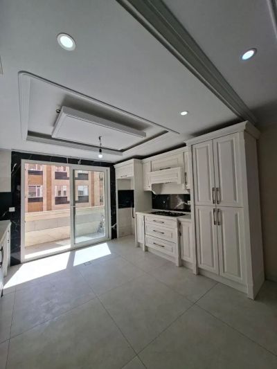 آپارتمان 160 متری سه خوابه در کوی بیمه تهران