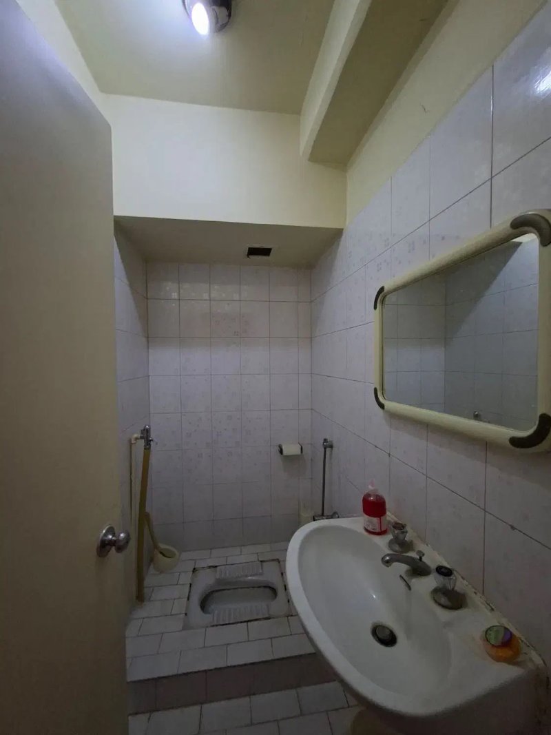 آپارتمان 135 متری سه خوابه در شهرک اکباتان تهران13608422381