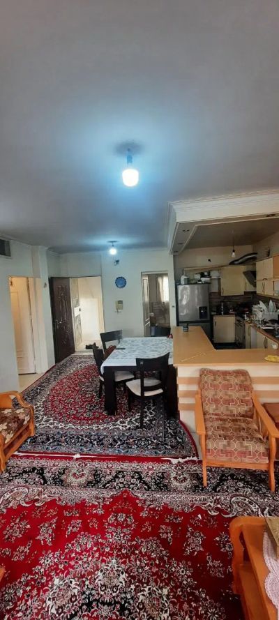 آپارتمان 84 متری دو خوابه در حشمتیه تهران