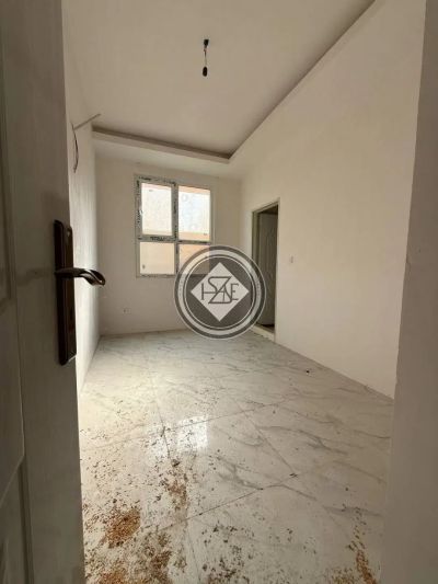 آپارتمان 212 متری پنج خوابه در میدان نماز اسلام شهر