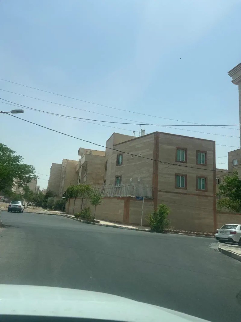 اداری 128 متری سه خوابه در تهران13601622259