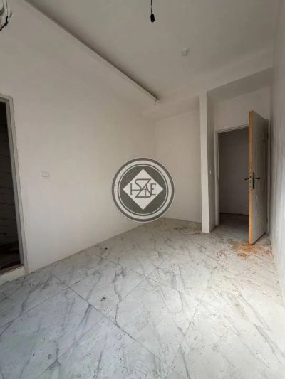 آپارتمان 212 متری پنج خوابه در میدان نماز اسلام شهر