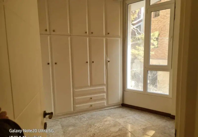 آپارتمان 120 متری دو خوابه در نیاوران تهران13596522111