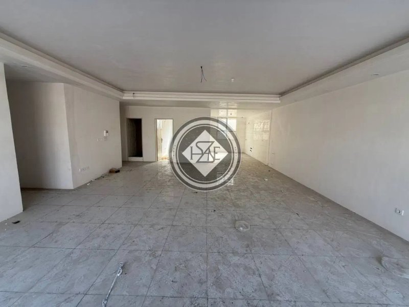 آپارتمان 212 متری پنج خوابه در میدان نماز اسلام شهر13606922334