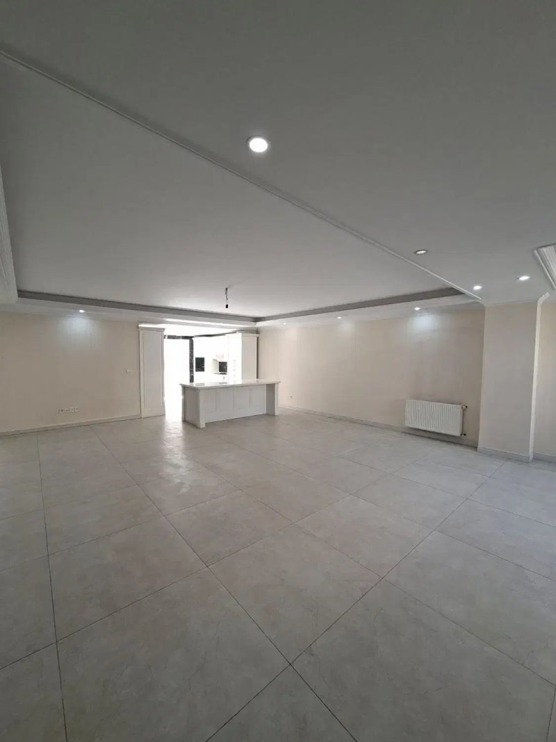 آپارتمان 160 متری سه خوابه در کوی بیمه تهران13608522386