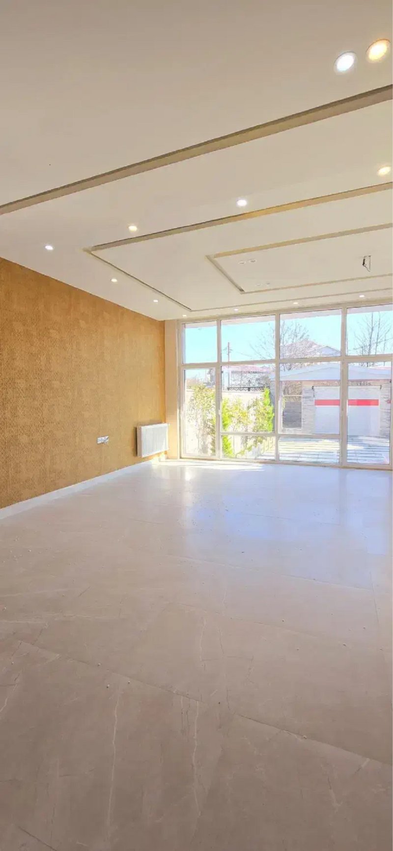 ویلا 270 متری سه خوابه در زیباکنار13606722317