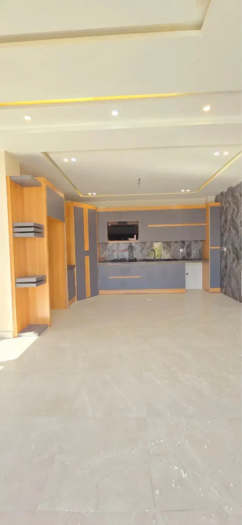 ویلا 270 متری سه خوابه در زیباکنار13606722318