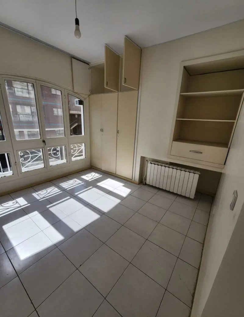 آپارتمان 204 متری سه خوابه در قیطریه تهران13617622560