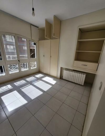 آپارتمان 204 متری سه خوابه در قیطریه تهران