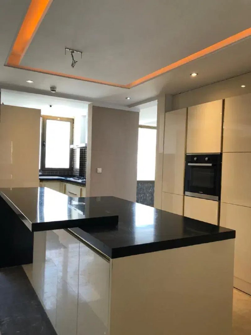 آپارتمان 210 متری سه خوابه در کاشانک تهران13616722544