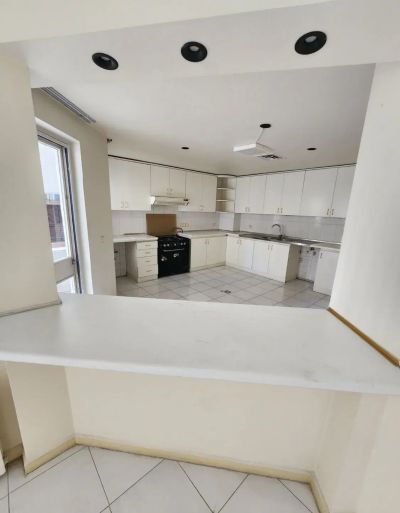 آپارتمان 204 متری سه خوابه در قیطریه تهران