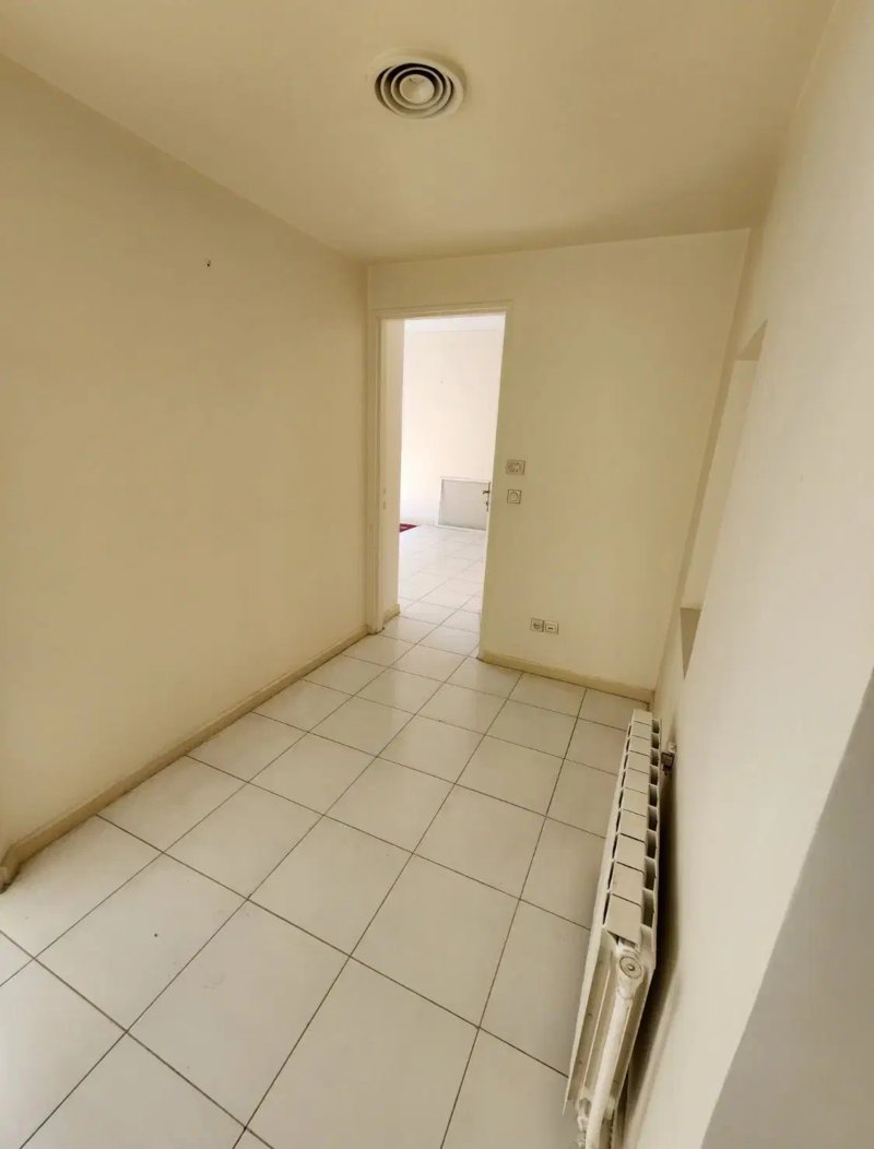 آپارتمان 204 متری سه خوابه در قیطریه تهران13617622556