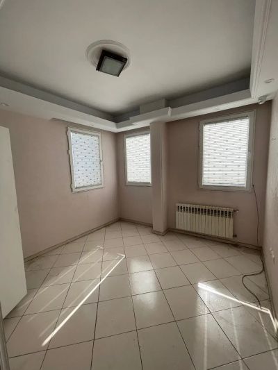 آپارتمان 92 متری دو خوابه در سید خندان تهران