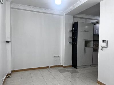 آپارتمان 42 متری یک خوابه در بریانک تهران