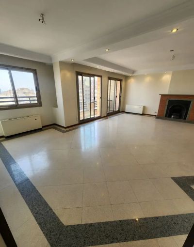 آپارتمان 157 متری سه خوابه در اختیاریه تهران