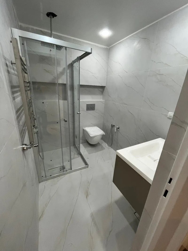 آپارتمان 210 متری سه خوابه در آجودانیه تهران13615922539