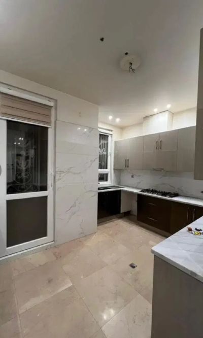 آپارتمان 240 متری سه خوابه در آجودانیه تهران