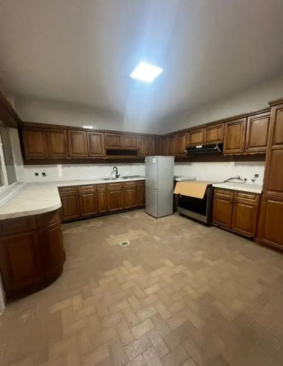 ویلا 450 متری چهارخوابه در حکمت تهران