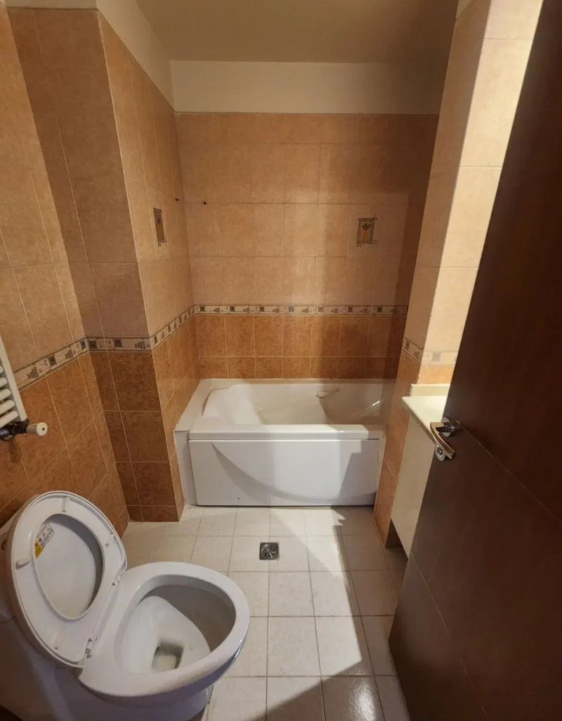 آپارتمان 157 متری سه خوابه در اختیاریه تهران13618122565