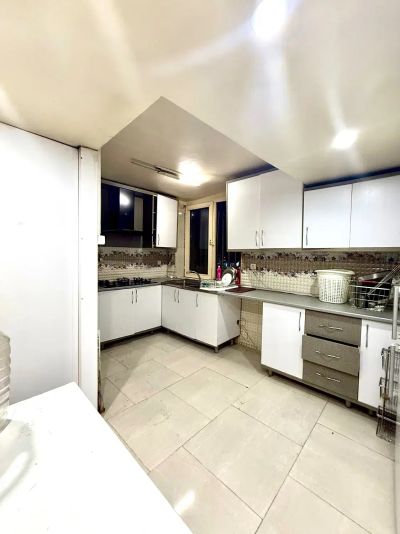 آپارتمان 98 متری دو خوابه در اسکندری تهران