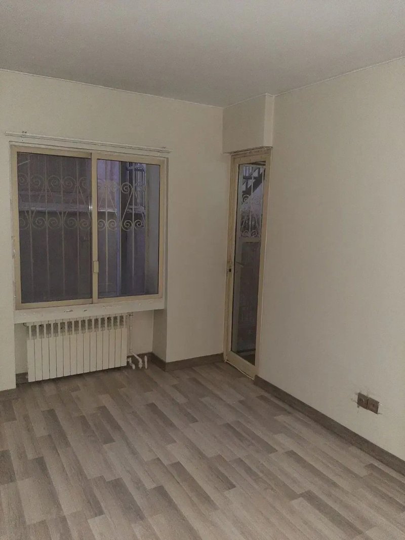 آپارتمان 105 متری دو خوابه در میدان فلسطین تهران13628822847