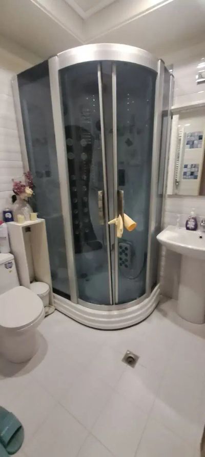 آپارتمان 160 متری سه خوابه در اندرزگو تهران