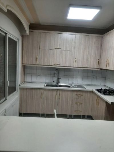 آپارتمان 105 متری دو خوابه در میدان فلسطین تهران