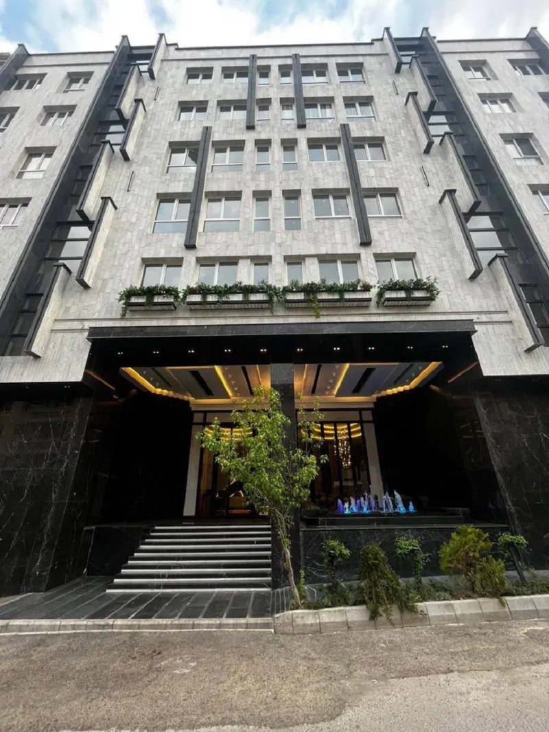 آپارتمان 135 متری دو خوابه در ولنجک تهران13623722729