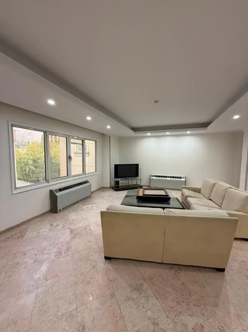 آپارتمان 190 متری سه خوابه در زعفرانیه تهران13623822734