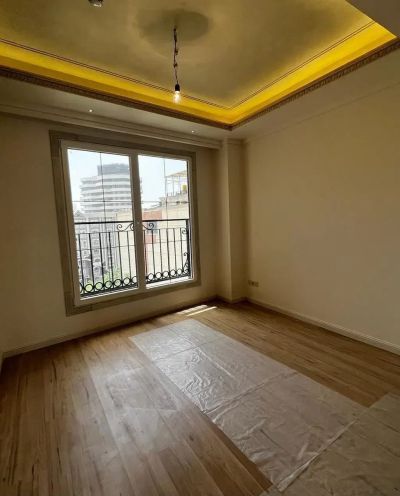 آپارتمان 170 متری سه خوابه در زعفرانیه تهران