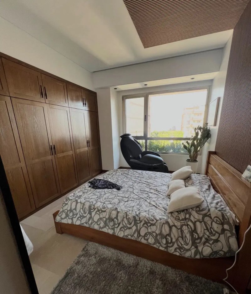 آپارتمان 135 متری دو خوابه در زعفرانیه تهران13624522759