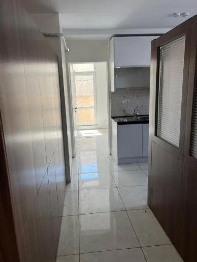 اداری 96 متری دو خوابه در منیریه تهران