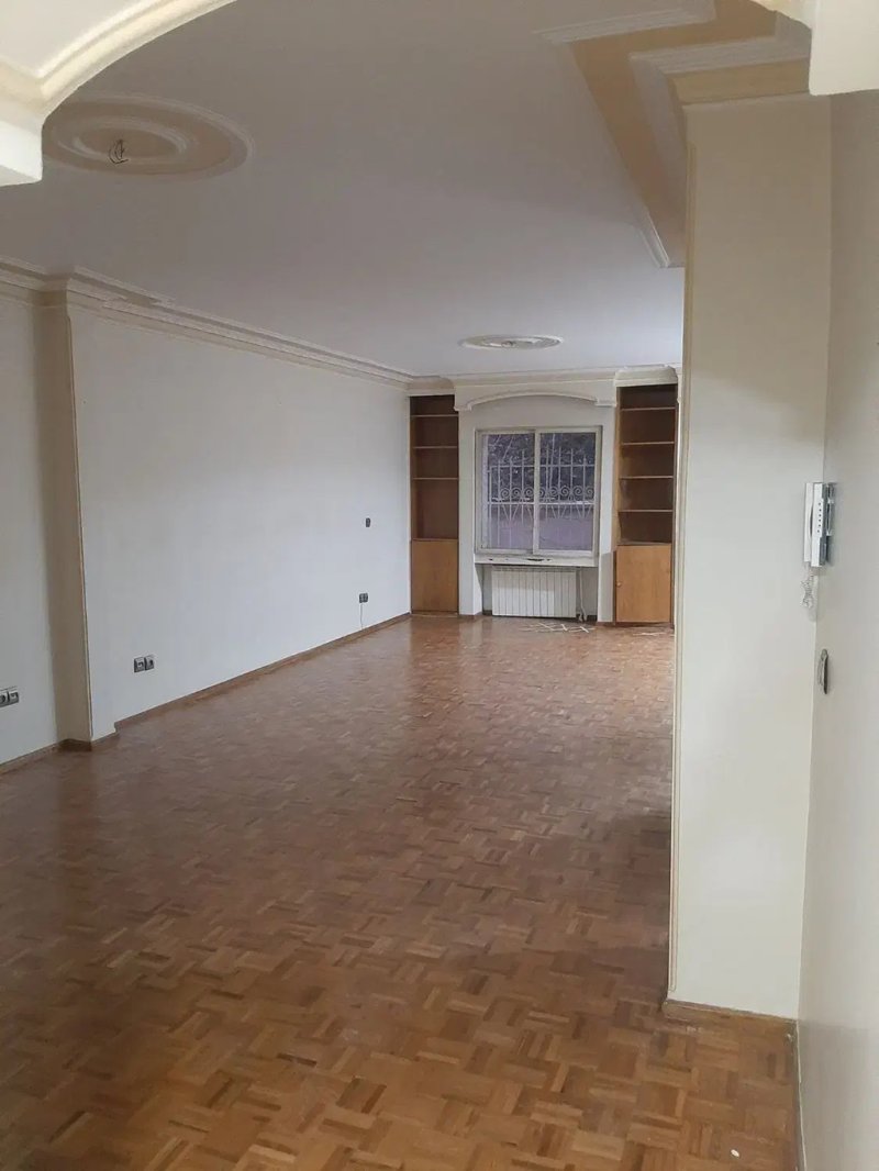 آپارتمان 105 متری دو خوابه در میدان فلسطین تهران13628822842