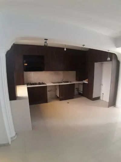 آپارتمان 120 متری دو خوابه در جردن تهران