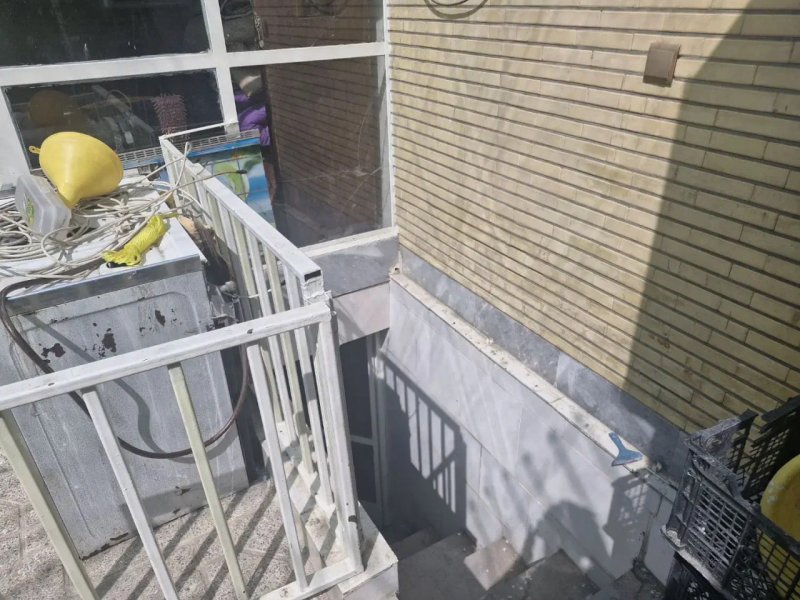 خانه 60 متری یک خوابه در شیخ طوسی غربی اصفهان13635423084